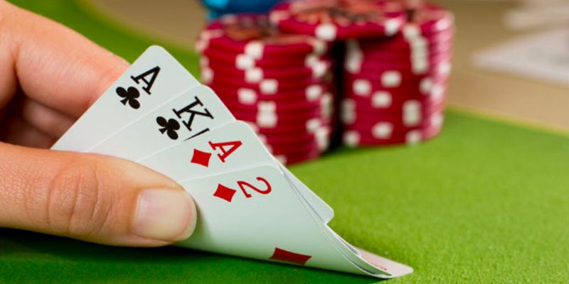 Diễn biến 5 vòng cược xì tố theo luật chơi Poker
